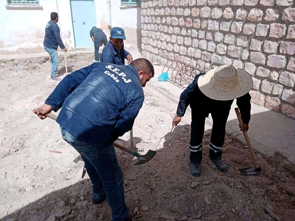 حملات النظافة في الموؤسسات و الفضاءات العامة مركز التكوين المهني للصيد البحري4